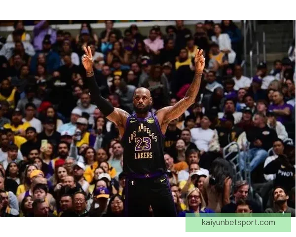 詹姆斯珍惜与布朗尼父子连线展现顶级投篮天赋